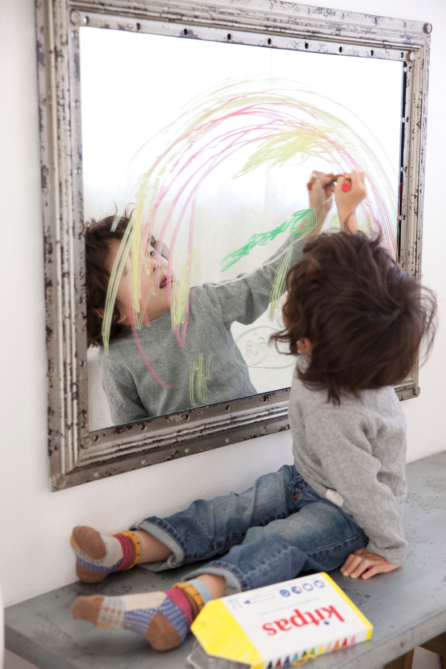Kitpas Large Stick Crayons 12 colours